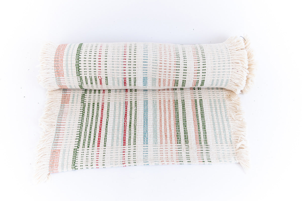 Festive Plaid Woven Table Runner