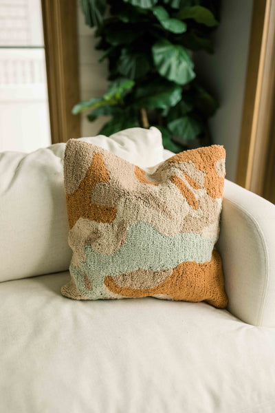 Leila Pillow