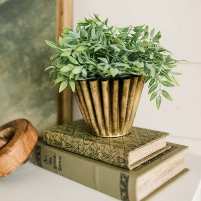 Fluted Gold Pot