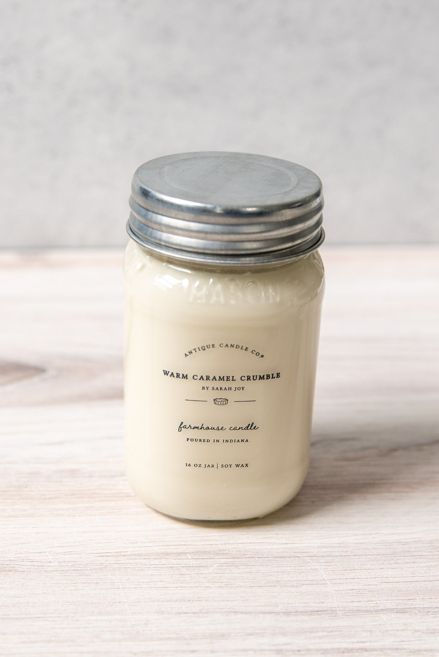 Warm Caramel Crumble | Antique Candle Co. Candle