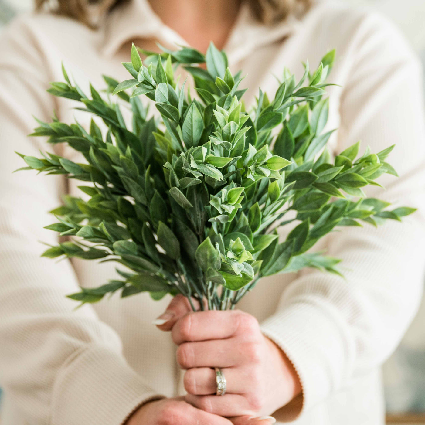 Lush Sprig Pick